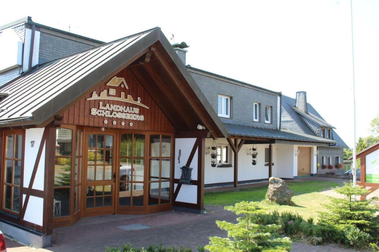 מדבאך Landhaus Schlossberg מראה חיצוני תמונה